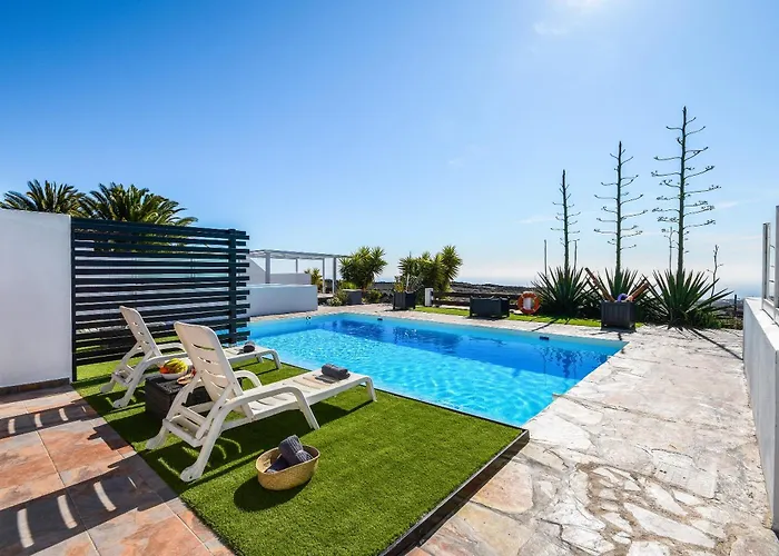 Holiday home Casa Amanecer 3 Macher