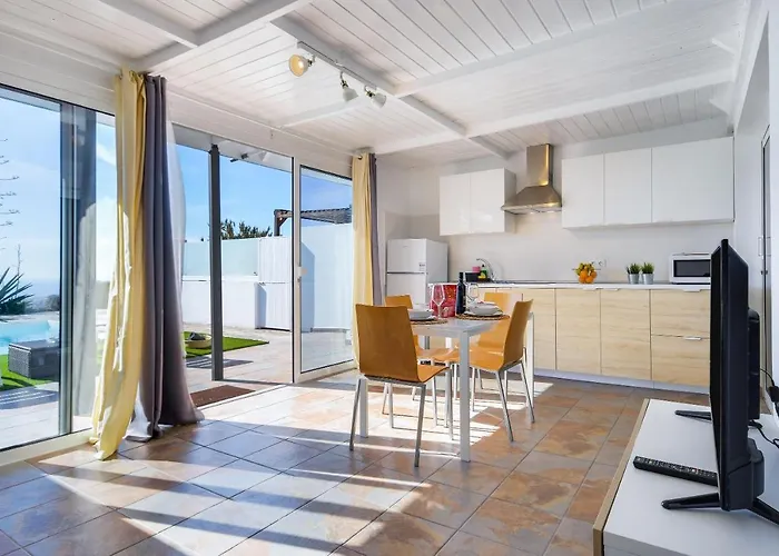 Casa Amanecer 3 Holiday home